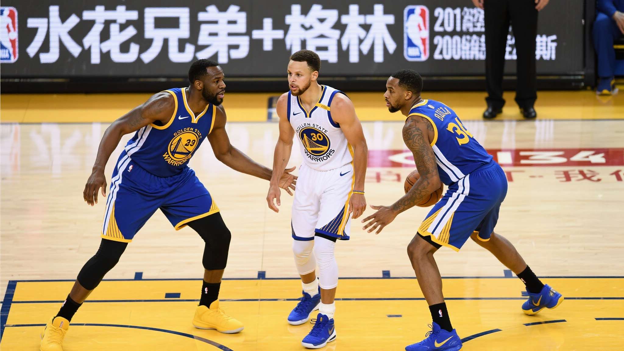 三巨头91分，太强了，吸引防守，你们可以打得更加轻松了